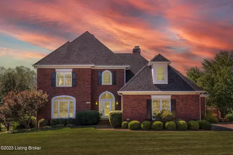 2504 Meadowlark Dr, Prospect, KY 40059