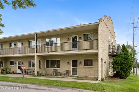 119 Casa Bella Ct, Louisville, KY 40220