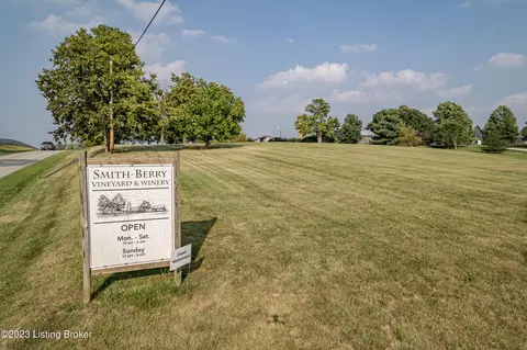 855 Drennon Rd, New Castle, KY 40050