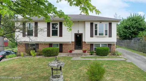 10217 Seatonville Rd, Louisville, KY 40291