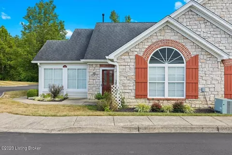 4405 Pinnacle View Pl, Louisville, KY 40272