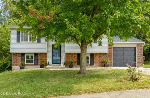 4017 Northumberland Dr, Louisville, KY 40245