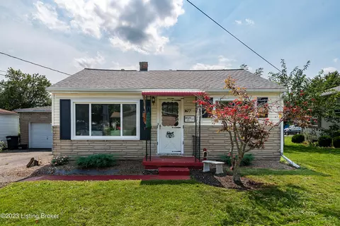 1677 Kenwood Ave, New Albany, IN 47150