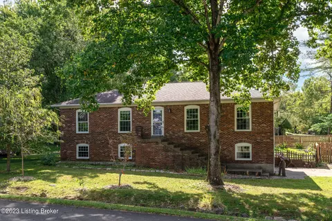 12114 Oakdale Way, Goshen, KY 40026