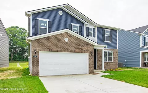 11911 Wooden Trace Dr, Louisville, KY 40229