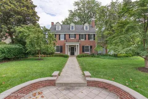 1765 Casselberry Rd, Louisville, KY 40205