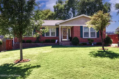 3713 Iron Horse Way, Louisville, KY 40272