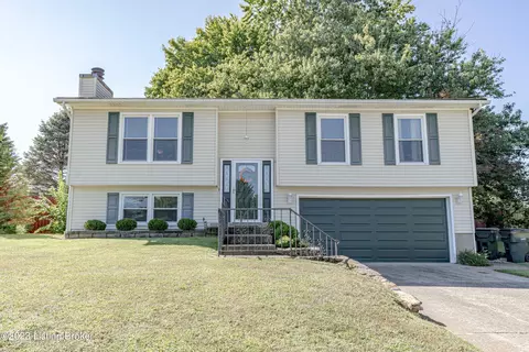 5015 Bowcester Dr, Jeffersontown, KY 40299