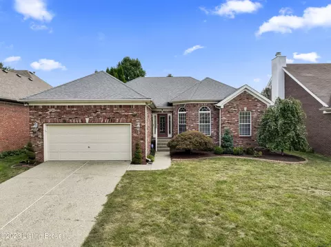 3009 Lake Vista Dr, Louisville, KY 40241