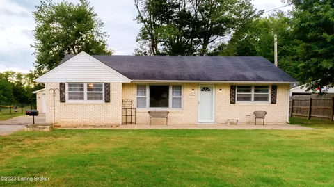 9208 Aristides Dr, Louisville, KY 40272