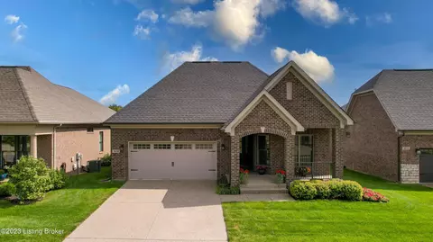 16038 Carefree Pl, Louisville, KY 40245