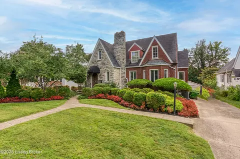 2904 Riedling Dr, Louisville, KY 40206