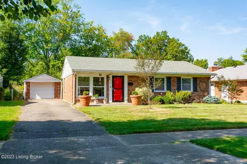 3838 Klondike Ln, Louisville, KY 40218