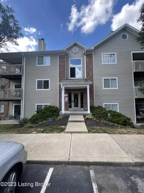 480 Lakeview Dr #2, Wilder, KY 41076