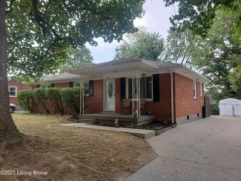 8402 Carmil Dr, Louisville, KY 40291