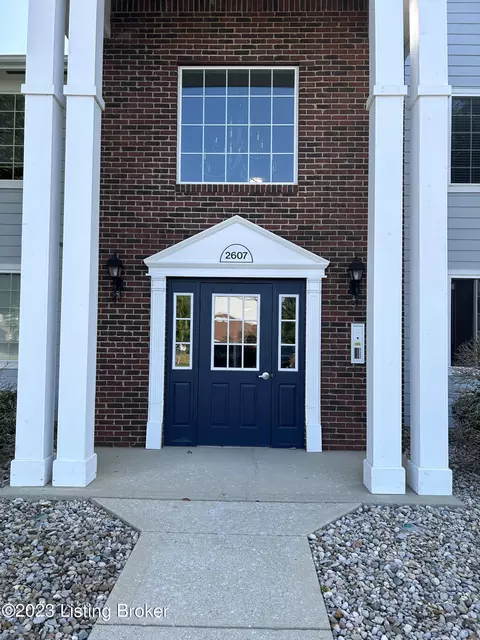 2607 Bradford Commons Dr #103, Louisville, KY 40299