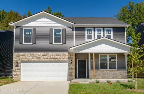 11926 Wooden Trace Dr, Louisville, KY 40229