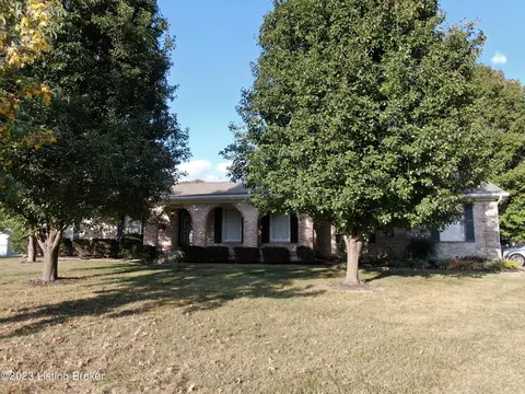 105 Grindstone Dr, Shepherdsville, KY 40165