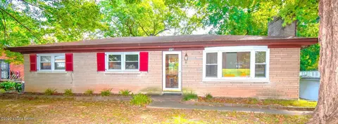 4307 Southridge Dr, Louisville, KY 40272