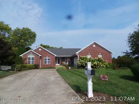 3208 Vale Wood Ct, Louisville, KY 40220