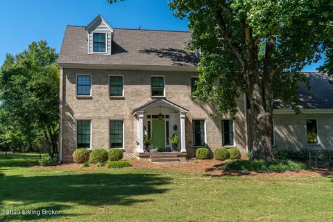 706 Evergreen Rd, Louisville, KY 40223