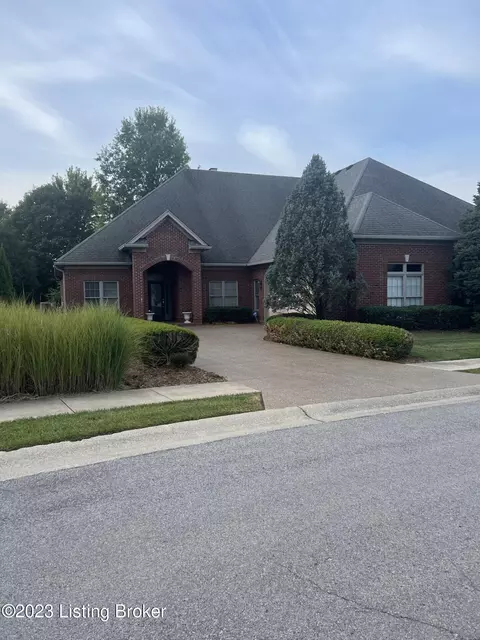 14701 Valencia Dr, Louisville, KY 40245