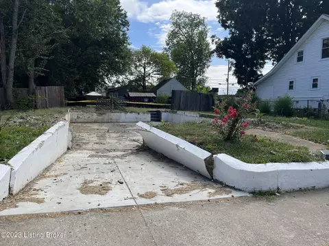 4633 S 1st St, Louisville, KY 40214