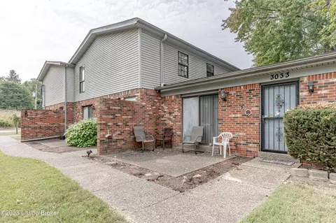 3033 Fordhaven Rd, Louisville, KY 40214