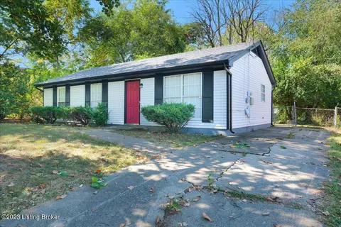 9902 Agena Dr, Louisville, KY 40229