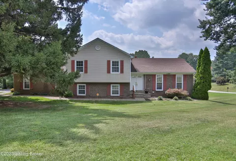 3708 River Bluff Rd, Prospect, KY 40059