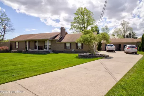 128 Erikas Ct, Shepherdsville, KY 40165