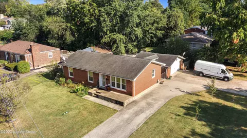 1912 Elba Dr, Louisville, KY 40218