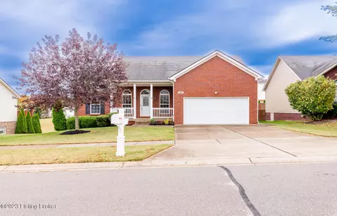 1150 Summit Dr, Shelbyville, KY 40065