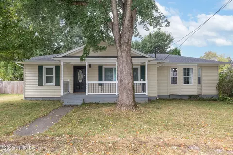 611 S Main St, Muldraugh, KY 40155