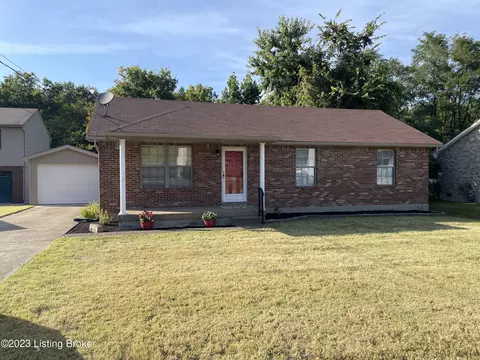 6618 Huff Ln, Louisville, KY 40216