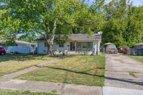 9902 Appollo Ln, Louisville, KY 40272