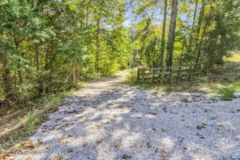 1430 Cherry Spring Rd, Cub Run, KY 42729 photo 23