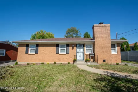 6605 Moorhaven Dr, Louisville, KY 40228