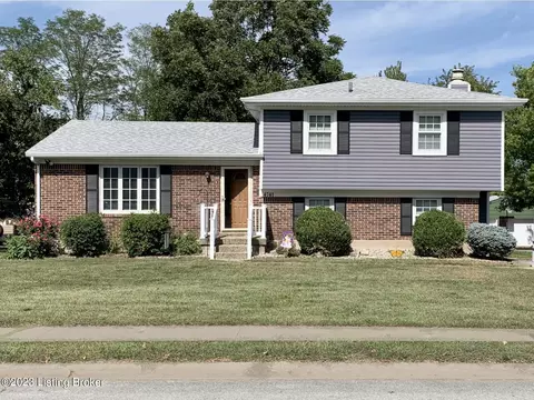 4741 Shenandoah Dr, Louisville, KY 40241