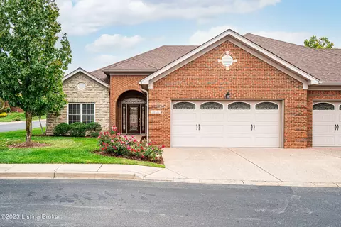10722 Riva Rd, Louisville, KY 40223