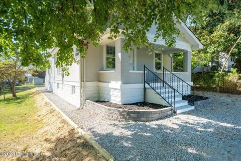 1660 Alma Ave, Louisville, KY 40215