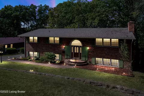 5346 Rollingwood Trl, Louisville, KY 40214