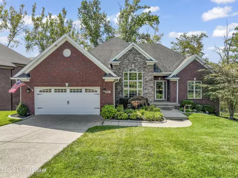 622 Davenport Dr, Louisville, KY 40245
