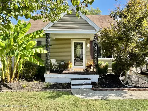 4699 Kiefer Rd, Louisville, KY 40216