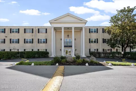 233 El Conquistador Pl #233, Louisville, KY 40220