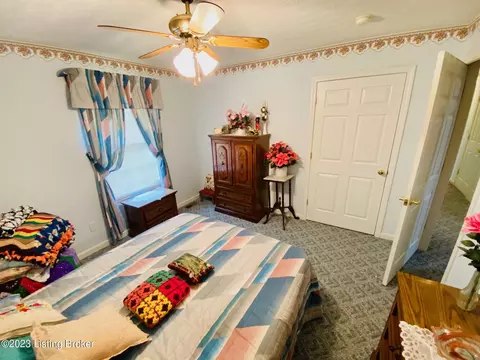 310 Mockingbird Dr, Springfield, KY 40069 photo 14