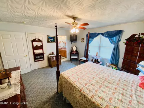 310 Mockingbird Dr, Springfield, KY 40069 photo 18