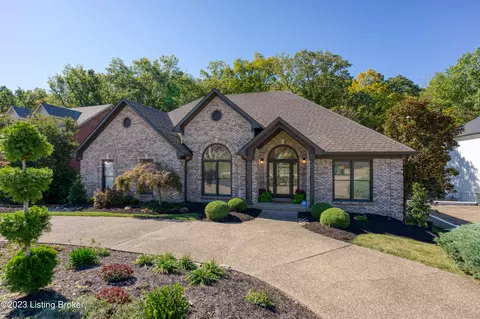 16806 Polo Fields Ln, Louisville, KY 40245