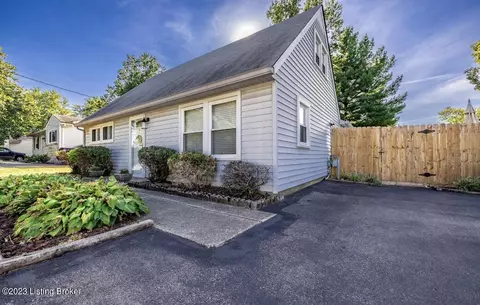 9423 Fairground Rd, Louisville, KY 40291