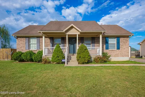 191 Oak Grove Blvd, Shepherdsville, KY 40165
